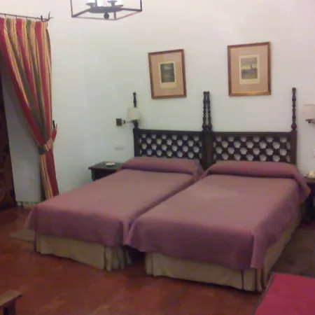Ξενοδοχείο De 4*